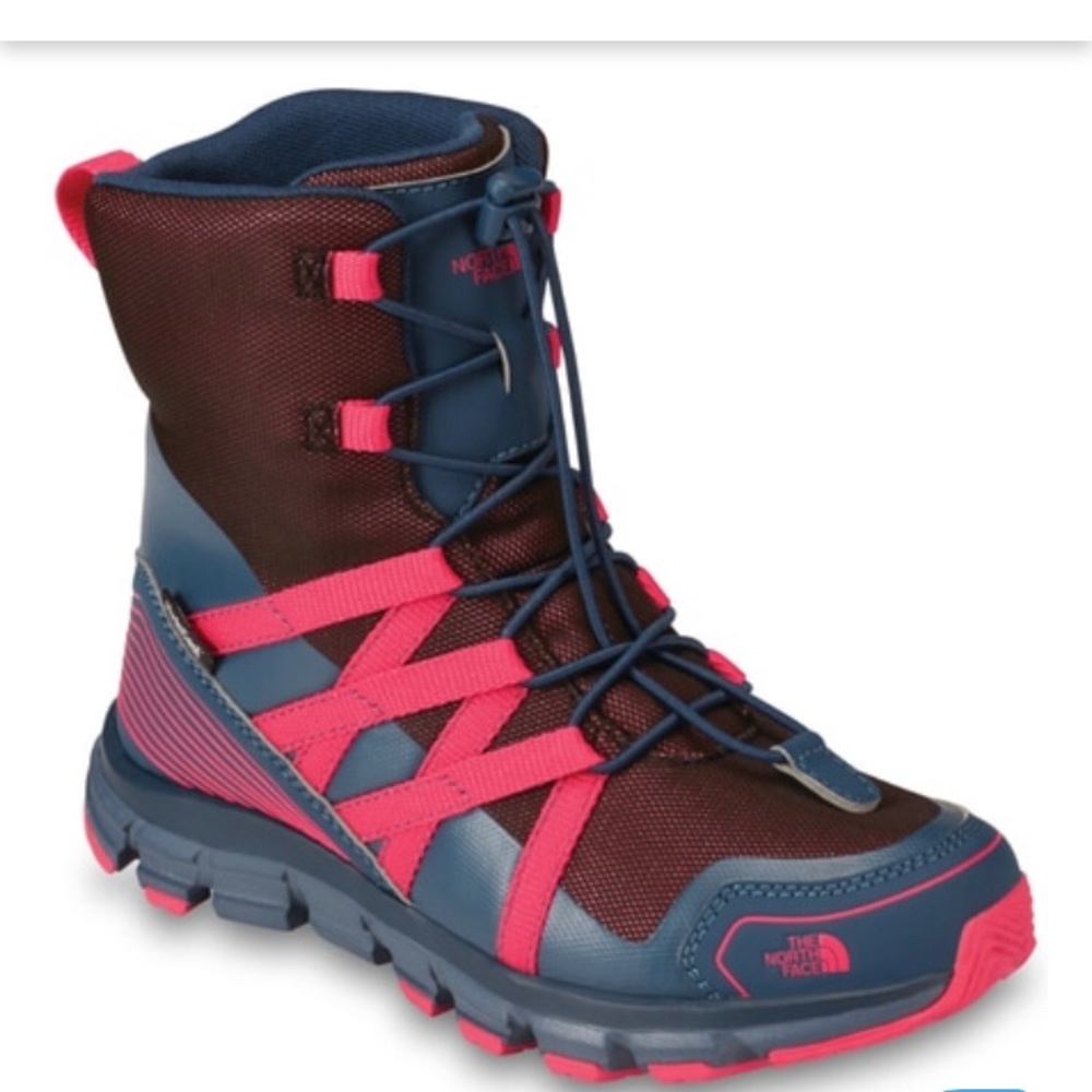 Kids North face winter boots/sneakers size 2.5